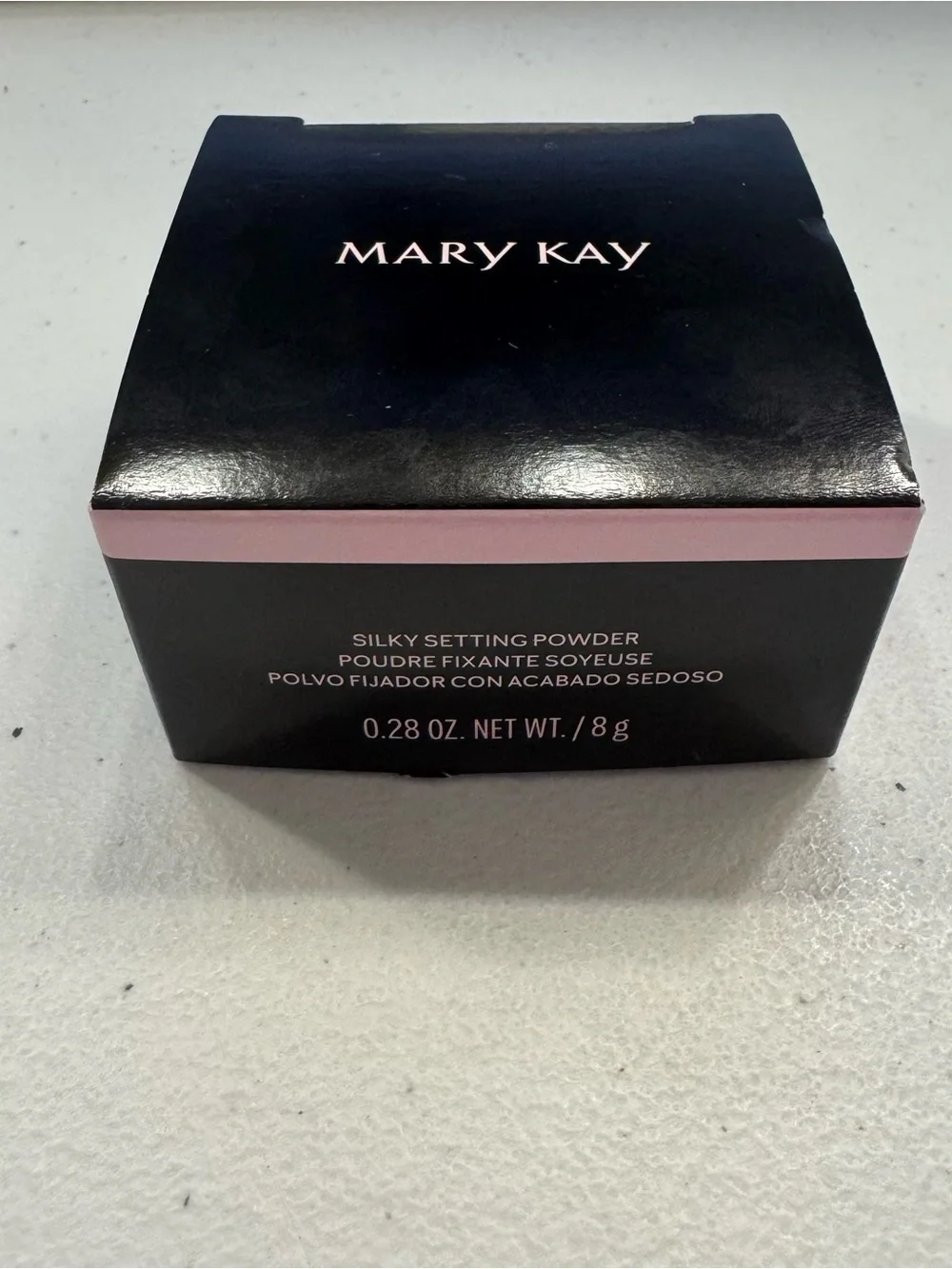 Mary Kay Light Medium Ivory Silky Setting Powder
